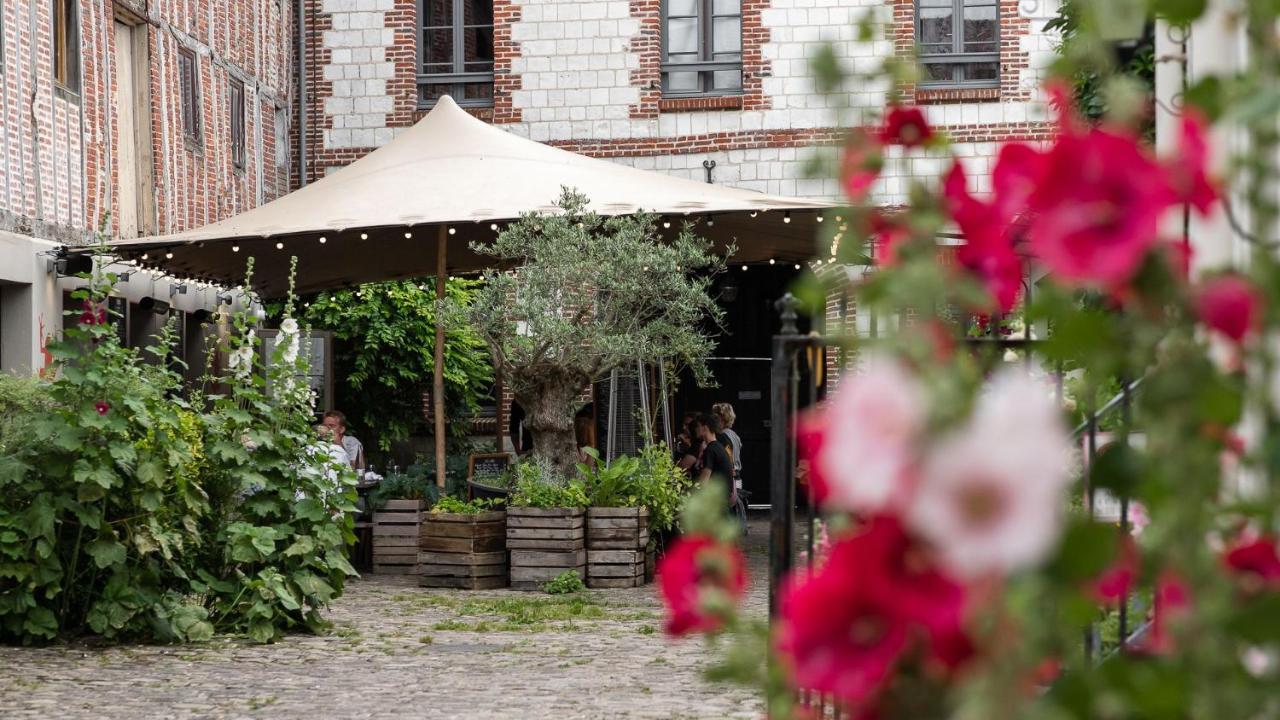 La Grenouillere Hotel Montreuil  Exterior photo